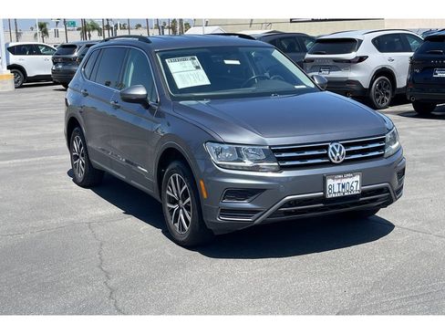 Used 2019 Volkswagen Tiguan SE AWD/4WD image 9