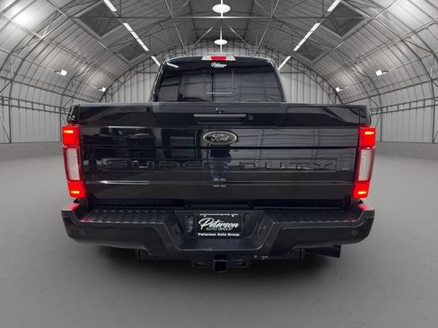 Used 2022 Ford F250 Lariat w/ Lariat Ultimate Package AWD/4WD image 4