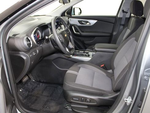 Used 2025 Chevrolet Blazer LT image 21