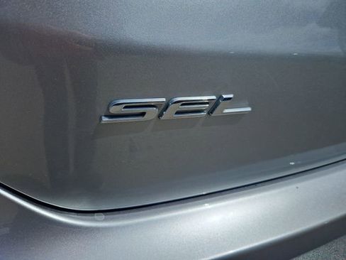 Used 2022 Ford Edge SEL AWD/4WD image 21