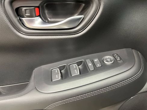 New 2026 Honda HR-V EX-L image 12