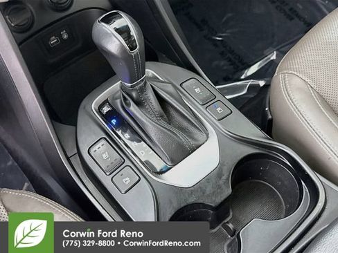 Used 2017 Hyundai Santa Fe Limited AWD/4WD image 17