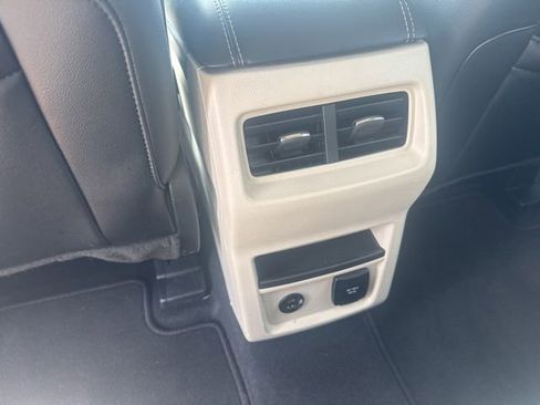 Used 2022 Ford Edge Titanium w/ Cargo Accessory Package AWD/4WD image 17