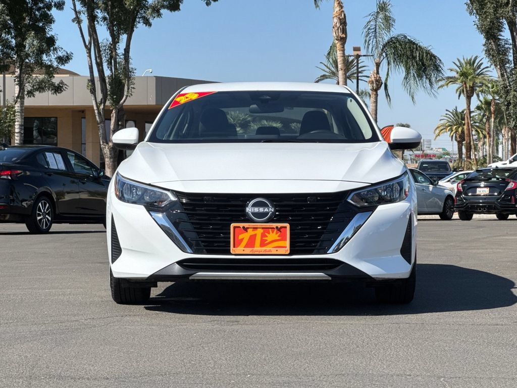 Used 2025 Nissan Sentra SV FWD image 8