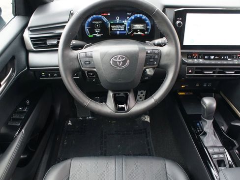 Certified 2025 Toyota Camry XSE image 5