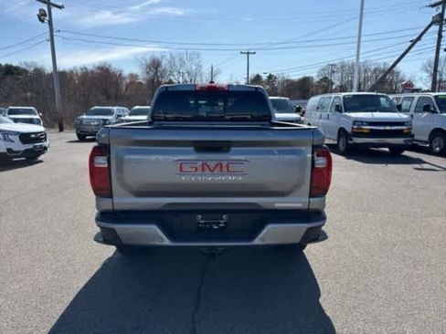 New 2025 GMC Canyon Elevation w/ Convenience Package image 6