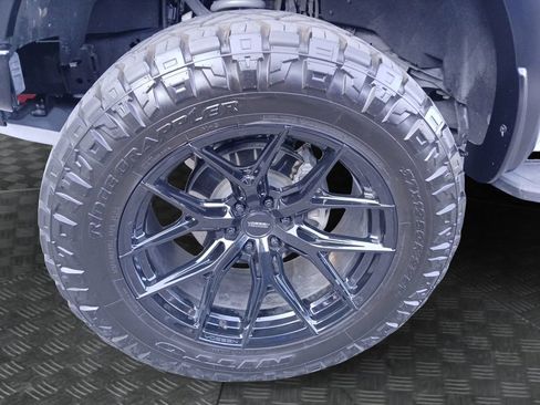 Used 2025 Ford F150 Raptor w/ Equipment Group 803A Raptor R AWD/4WD image 23