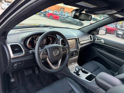 Used 2014 Jeep Grand Cherokee Limited w/ Trailer Tow Group IV RWD image 21