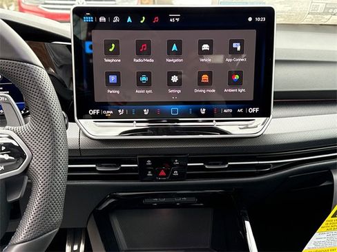 New 2026 Volkswagen Golf image 15