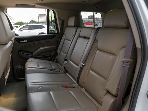 Used 2018 GMC Yukon SLT w/ Open Road Package image 36