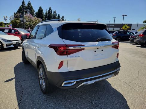 Used 2023 Kia Seltos S FWD image 4