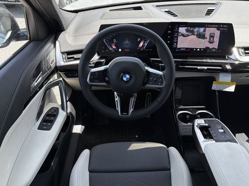New 2026 BMW X2 xDrive28i w/ Technology Package AWD/4WD image 16