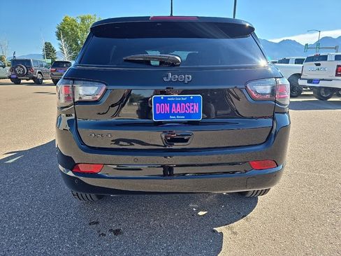 New 2025 Jeep Compass Limited w/ High Altitude Package image 6