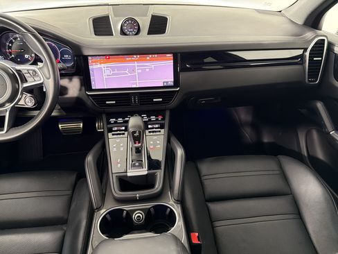 Used 2019 Porsche Cayenne S AWD/4WD image 16
