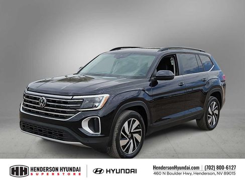 Used 2024 Volkswagen Atlas SE FWD image 4
