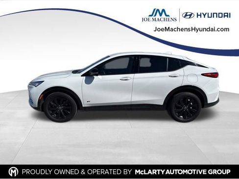 Used 2025 Buick Envista Sport Touring w/ Convenience I Package image 2