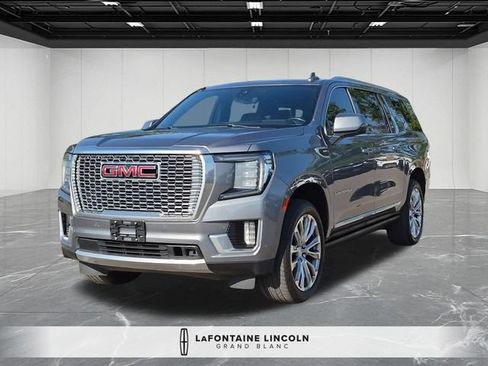 Used 2022 GMC Yukon XL Denali w/ Denali Ultimate Package AWD/4WD image 1