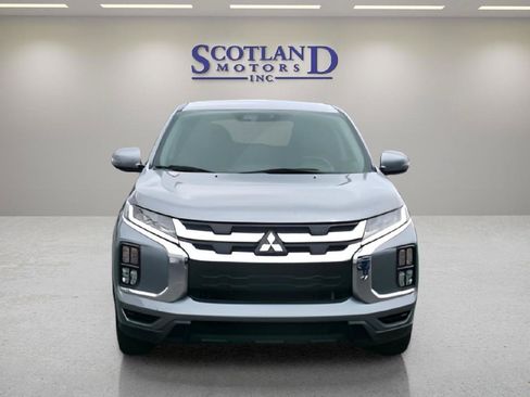 Used 2025 Mitsubishi Outlander Sport ES AWD/4WD image 3