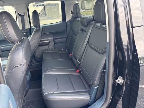 New 2025 Ford Maverick Lobo image 25
