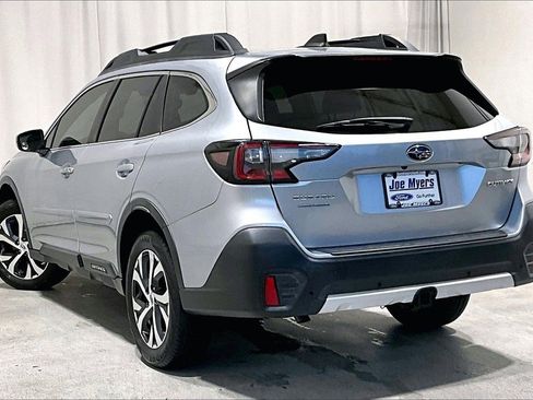Used 2022 Subaru Outback Limited image 10