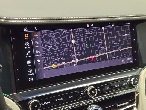 Certified 2024 Bentley Flying Spur W12 AWD/4WD image 37