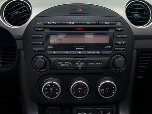 Used 2011 MAZDA MX-5 Miata Grand Touring w/ Premium Pkg image 19