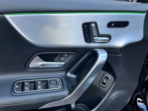 Used 2022 Mercedes-Benz A 220 4MATIC image 14