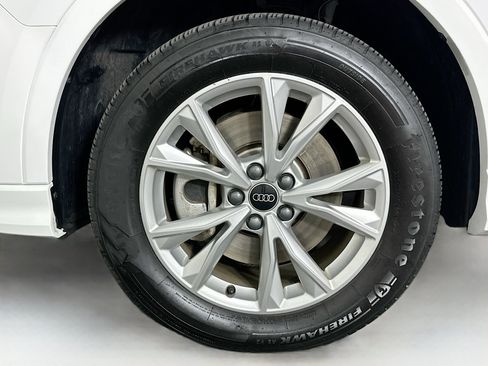 Used 2025 Audi Q3 2.0T Premium AWD/4WD image 11