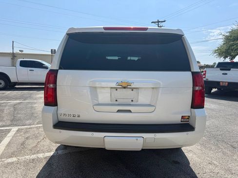 Used 2015 Chevrolet Tahoe LT w/ Luxury Package RWD image 4
