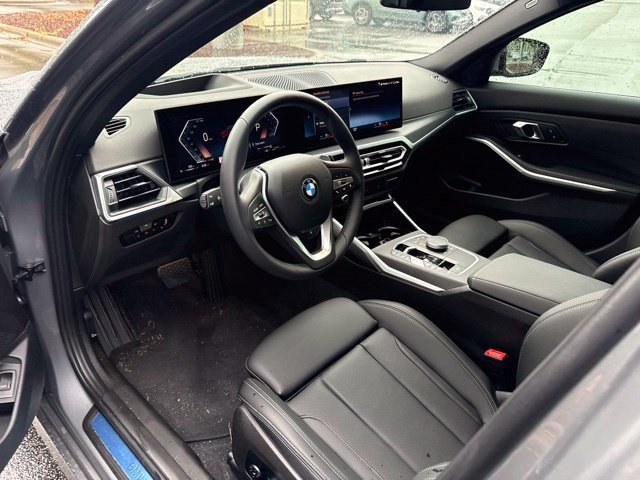 Used 2024 BMW 330i Sedan w/ Premium Package RWD image 16