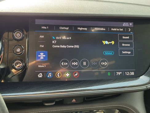 Used 2021 Buick Envision Essence w/ Sport Touring Package image 10