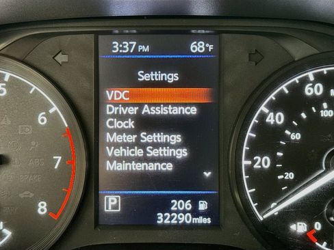 Used 2024 Nissan Altima 2.5 S FWD image 14