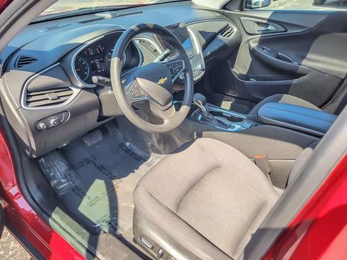 Used 2024 Chevrolet Malibu LT FWD image 13