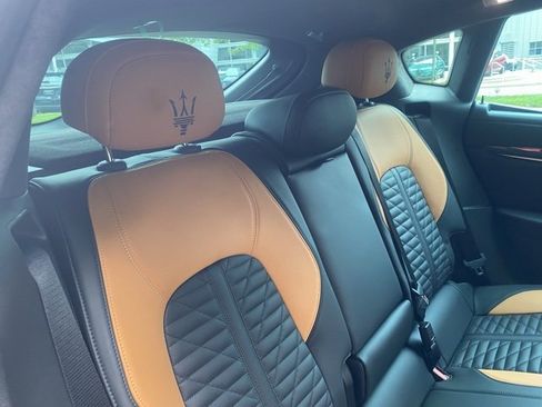 New 2024 Maserati Levante Trofeo image 44
