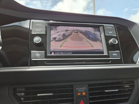 Used 2024 Volkswagen Jetta S image 29