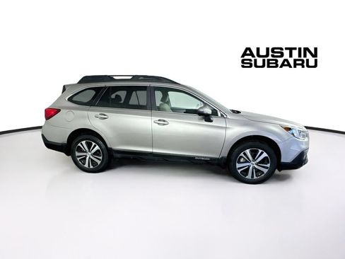 Used 2019 Subaru Outback 3.6R Limited w/ Popular Package #2 AWD/4WD image 8