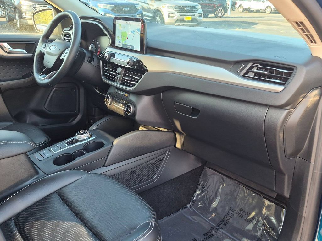 Used 2020 Ford Escape SEL AWD/4WD image 28