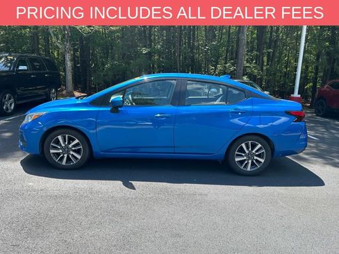 Used 2023 Nissan Versa SV FWD image 4