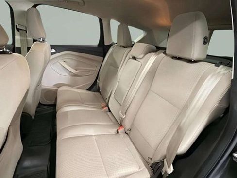 Used 2018 Ford Escape SE image 20