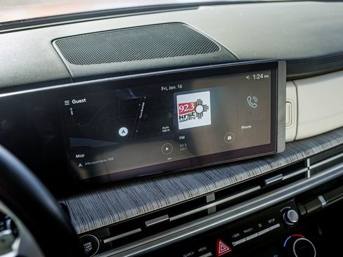 Used 2024 Hyundai Santa Fe Calligraphy image 23