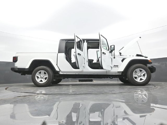 Used 2022 Jeep Gladiator Sport AWD/4WD image 66