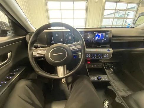 Used 2024 Hyundai Kona Limited image 24