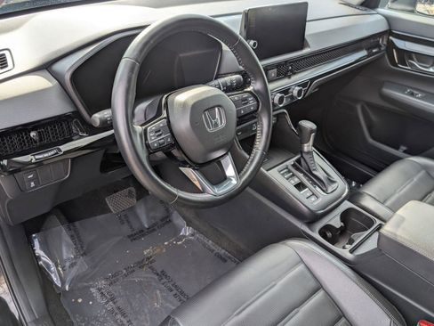 Used 2025 Honda CR-V EX-L image 4