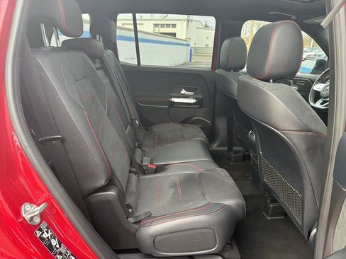 Used 2020 Mercedes-Benz GLB 250 4MATIC image 26