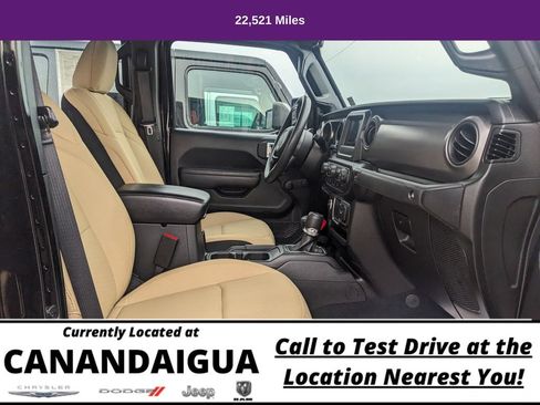 Used 2022 Jeep Gladiator Sport AWD/4WD image 29