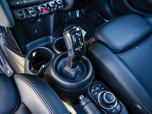 Used 2023 MINI Cooper S image 23