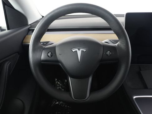 Used 2021 Tesla Model Y Long Range AWD/4WD image 12