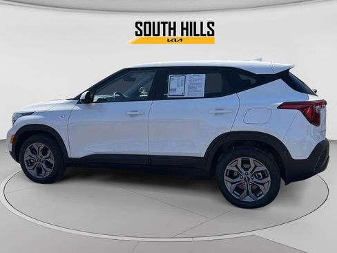 Certified 2024 Kia Seltos LX AWD/4WD image 3