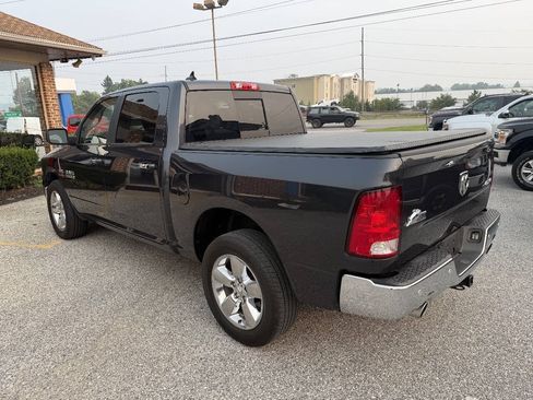 Used 2018 RAM 1500 Big Horn AWD/4WD image 3