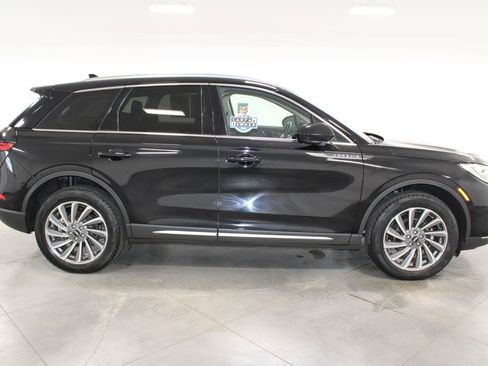 Used 2024 Lincoln Corsair Reserve image 11